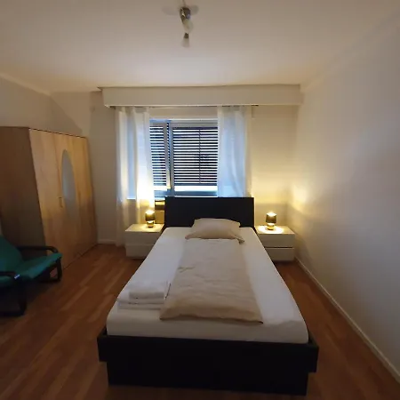 Apartment Ferienwohnung An Der Uniklinik